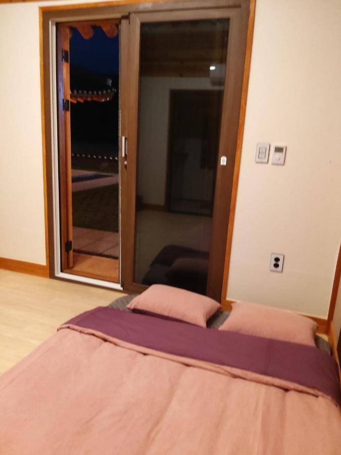 Wonhwaroo Villa Gyeongju Bagian luar foto